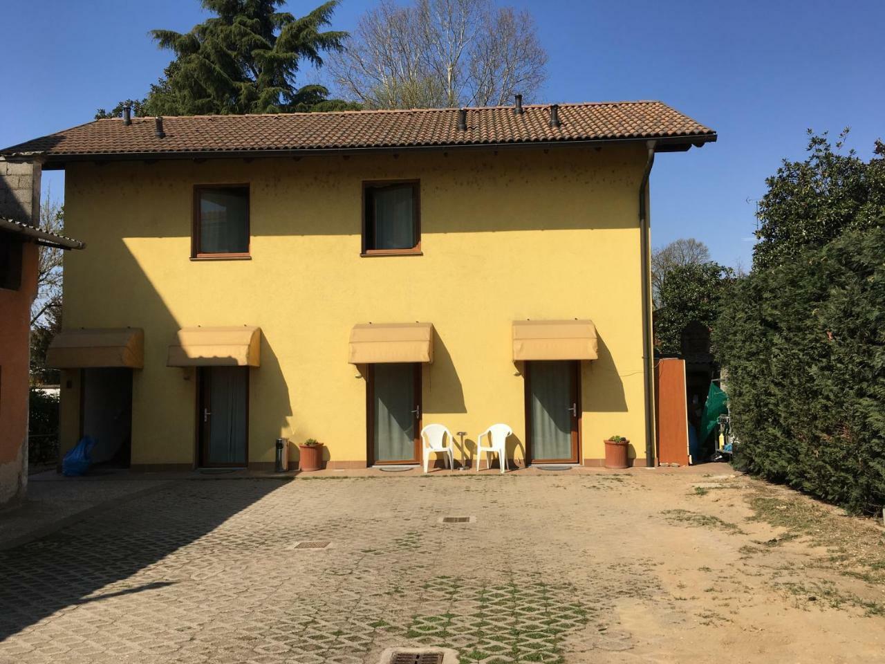 Hotel Il Pino Garlasco Buitenkant foto